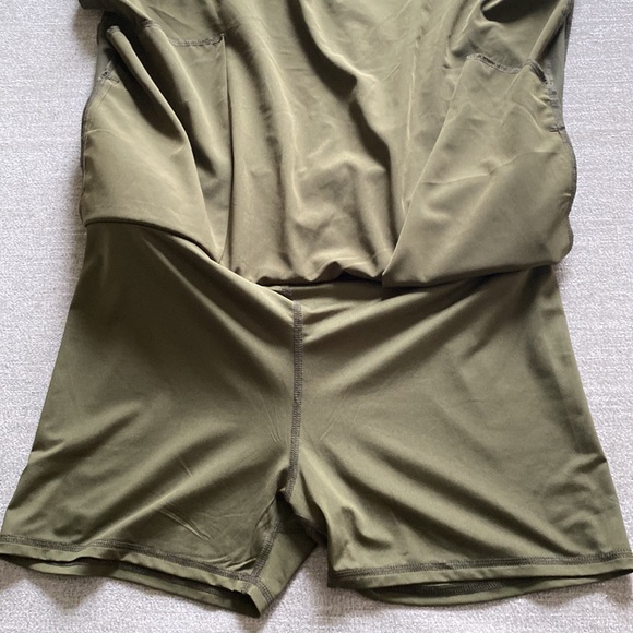 Eddie Bauer green Woven Tech Skort. Size XL. NWT - Picture 8 of 9